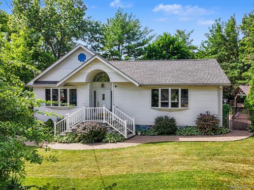 42 Highview Avenue, Orangetown, NY, 10962 | Card Image