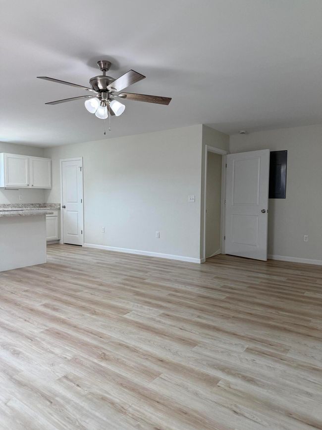 277 A Kitchen and Family Room | Image 11