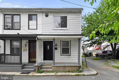 365 N Prune St, LEBANON, PA, 17046-3827 | Card Image