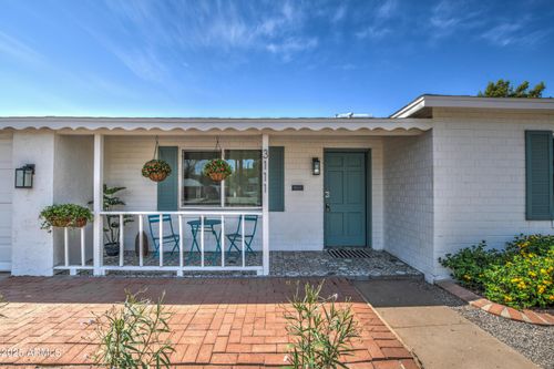 3111 E Mulberry Dr, Phoenix, AZ, 85016-7547 | Card Image
