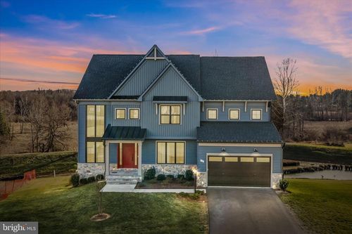 56 Jane Washington Ct, CHARLES TOWN, WV, 25414-5928 | Card Image