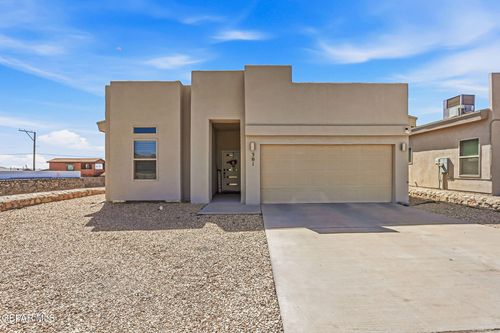 301 Isaias Ave, Canutillo, TX, 79835-4401 | Card Image