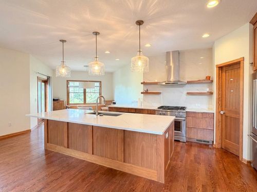 1501 Cannon Valley Dr, Northfield, MN, 55057-3360 | Card Image