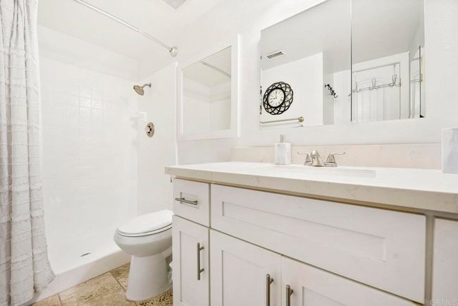 UNIT-13 - 2352 Altisma Way, Condo with 2 bedrooms, 2 bathrooms and 2 parking in Carlsbad CA | Image 19