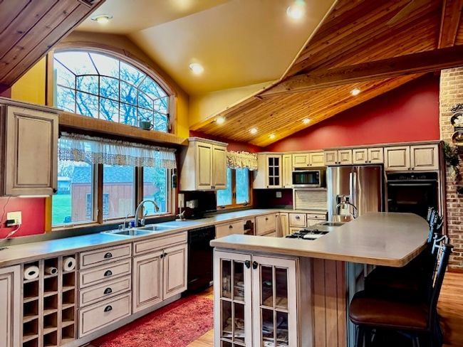 25002 W Mary Ln, House other with 3 bedrooms, 3 bathrooms and 2 parking in Plainfield IL | Image 4