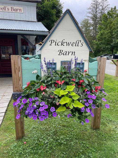 b-22 W Main St, Wilmington, VT, 05363-9680 | Card Image