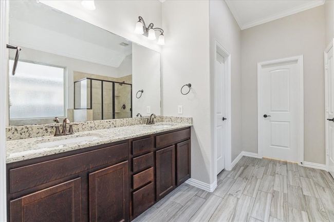 Master Bath | Image 14