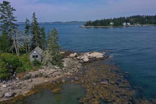 TBD Sw Burying Island, Vinalhaven, ME, 04863 | Card Image