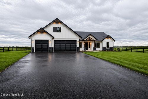 1533 W Remmick St, Hayden, ID, 83835-4923 | Card Image