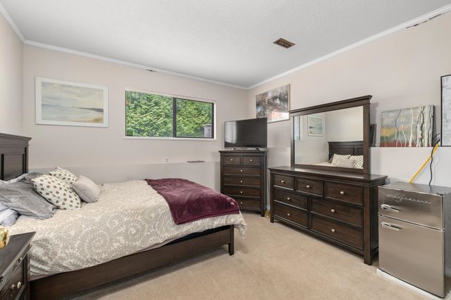 1143 Millstream Rd, House other with 5 bedrooms, 3 bathrooms and 8 parking in West Vancouver BC | Image 35