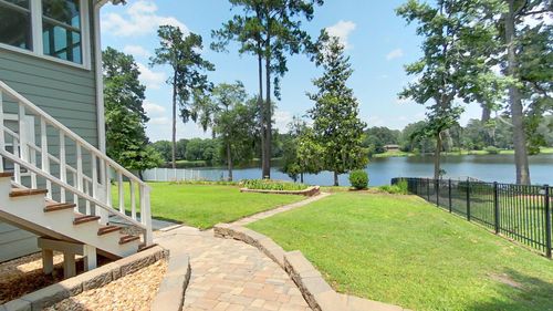 365 Westshore Dr, Ochlocknee, GA, 31773-1812 | Card Image