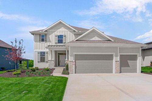 2305 176th Pl, Overland Park, KS, 66085-8550 | Card Image
