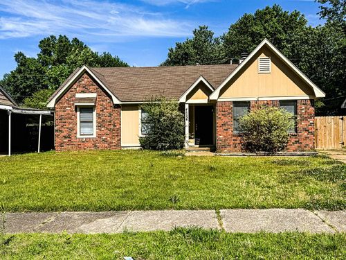 4524 Country Brook Dr, Memphis, TN, 38141-7748 | Card Image