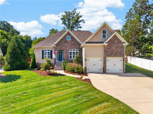 327 Trollinger St, Randleman, NC, 27317-1443 | Card Image