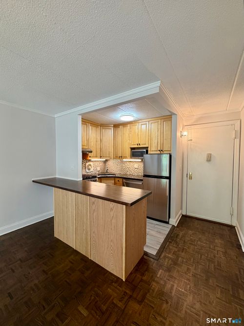 3m-27 Northill St, Stamford, CT, 06907-2036 | Card Image