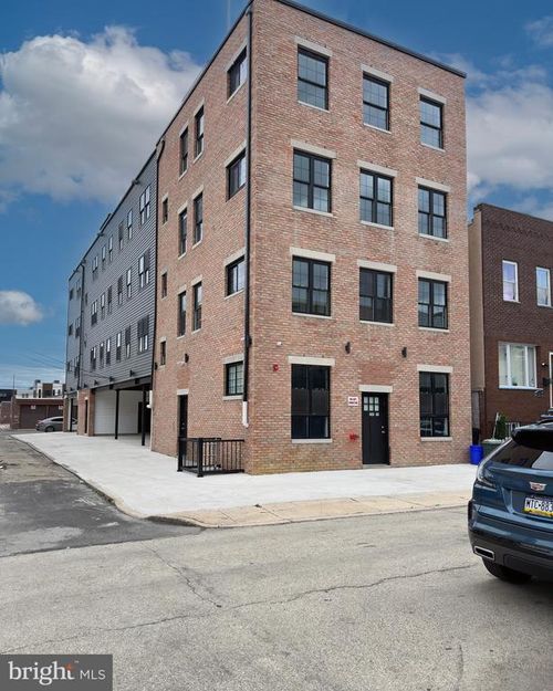 2809 S Warnock St, PHILADELPHIA, PA, 19148-4924 | Card Image