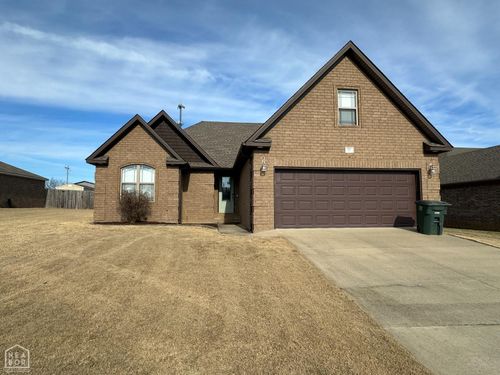 107 Emma Dr, Brookland, AR, 72417-9061 | Card Image