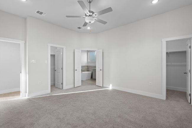 19112 Ariel Elena Way, House other with 5 bedrooms, 4 bathrooms and 6 parking in Pflugerville TX | Image 14