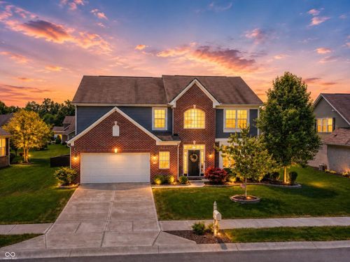 5583 W Port Dr, Mccordsville, IN, 46055-8702 | Card Image