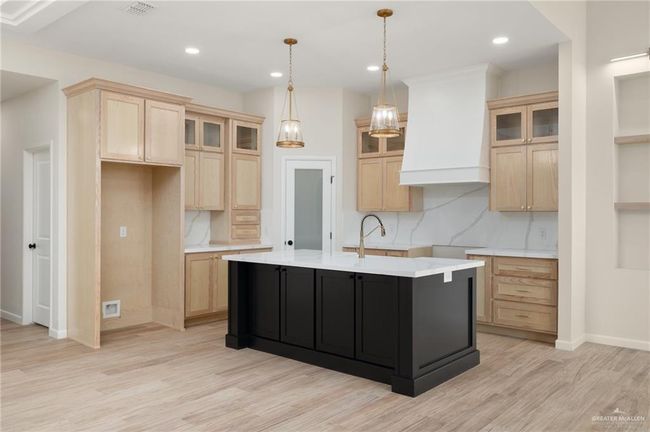 1610 Peter Dr, House other with 4 bedrooms, 3 bathrooms and 2 parking in San Juan TX | Image 7