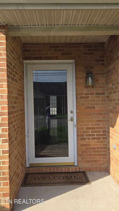 7908 Dighton Way, Powell, TN, 37849-3493 | Card Image