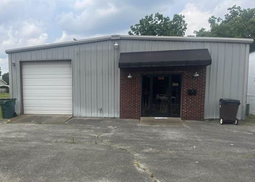 1113 N Main St, Tuscumbia, AL, 35674-1122 | Card Image