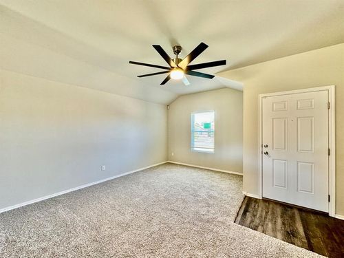 933 Klare Lane, Oklahoma City, OK, 73130 | Card Image