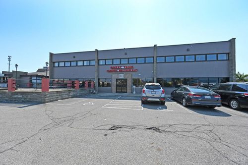 7340 Kingsgate Way, West Chester, OH, 45069-2451 | Card Image
