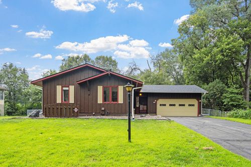 1109 Welcome Cir, Golden Valley, MN, 55422-4641 | Card Image