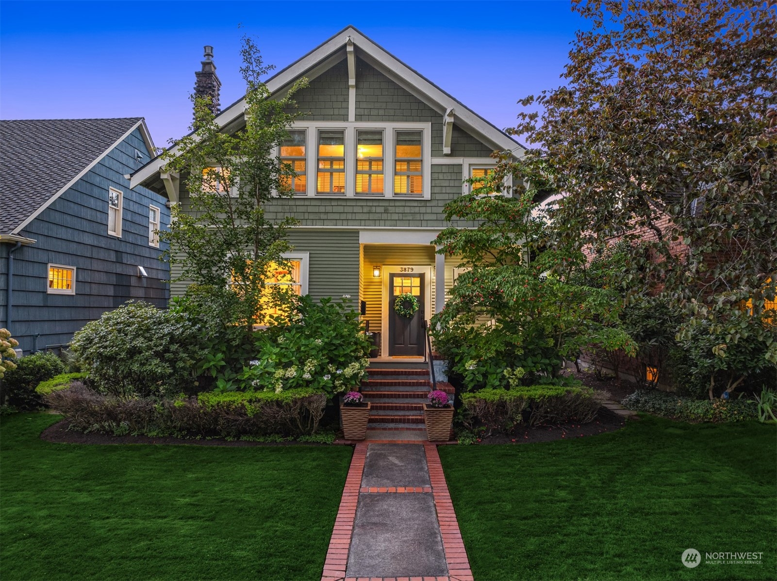 44th Ave, Seattle, WA 98105