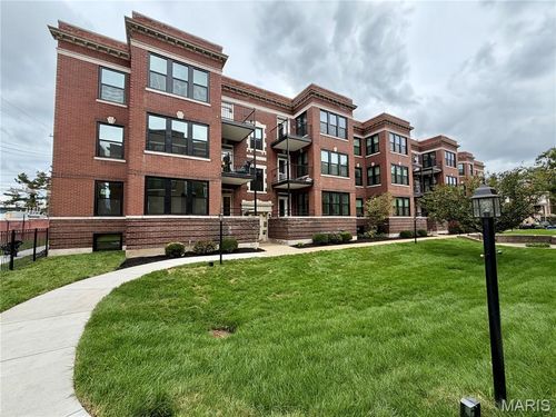 3d-533 Clara Ave, Saint Louis, MO, 63112-1931 | Card Image