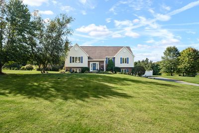 296 Kozy Corner Road, House other with 3 bedrooms, 2 bathrooms and 2 parking in Middlesex Twp PA | Image 3