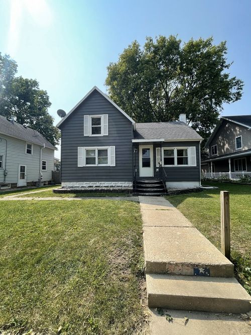 605 15th Avenue, Sterling, IL, 61081 | Card Image