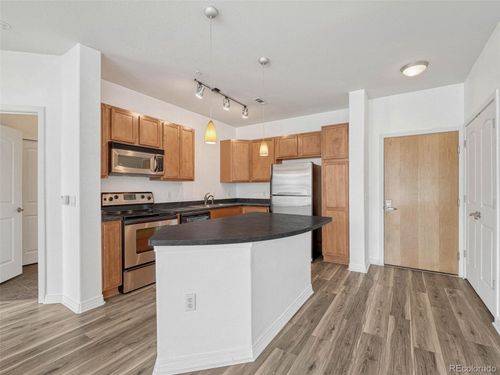2217-10176 Park Meadows Dr, Lone Tree, CO, 80124-8413 | Card Image
