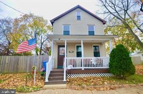 10 W 5th St, Florence, NJ, 08518-2312 | Card Image