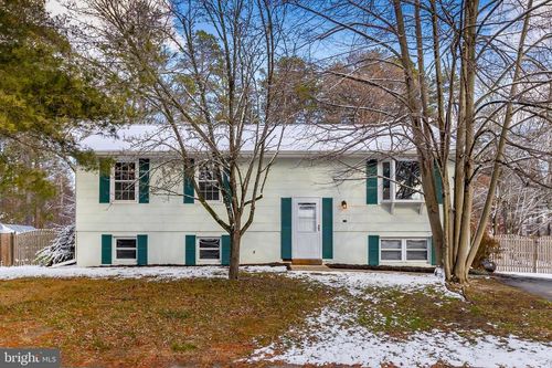 2 Debras Ln, SICKLERVILLE, NJ, 08081-9371 | Card Image