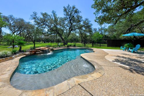 101 Cibolo Holw N, Fair Oaks Ranch, TX, 78015-8349 | Card Image
