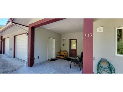 513 9 Th Ave, Home with 2 bedrooms, 2 bathrooms and 2 parking in New Denver BC | Image 1