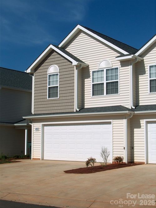 203 Clusters Cir, Mooresville, NC, 28117-8180 | Card Image