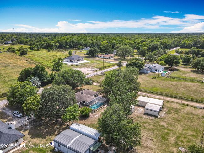 3320 Grantline Rd, House other with 3 bedrooms, 2 bathrooms and null parking in Mims FL | Image 59