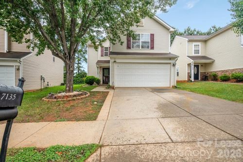 7135 Haines Mill Rd, Charlotte, NC, 28273-3011 | Card Image