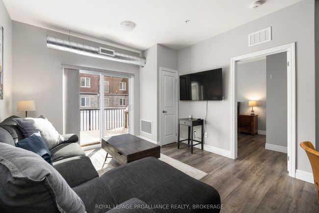 113 - 501 Frontenac St, Condo with 1 bedrooms, 1 bathrooms and null parking in Kingston ON | Image 8