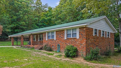 72 Red Oak Dr, Valley Head, AL, 35989-4441 | Card Image