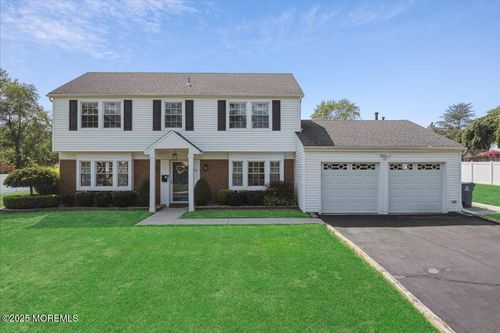 31 Indian Hill Rd, Freehold, NJ, 07728-2903 | Card Image
