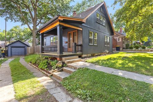 17 E 65th Ter, Kansas City, MO, 64113-2347 | Card Image