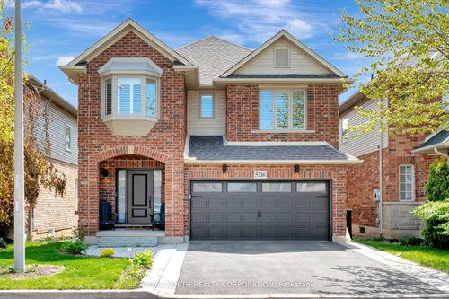 5216 Autumn Harvest Way, Burlington, ON, L7L7J5 | Card Image