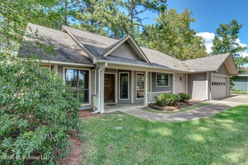 333 Lake Harbor Rd, Brandon, MS, 39047-9542 | Card Image