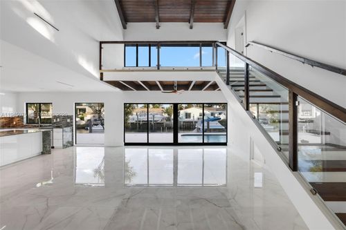 340 Se 13th Ave, Pompano Beach, FL, 33060-7616 | Card Image