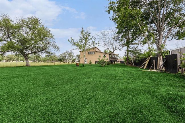 6302 Amie Ln, House other with 2 bedrooms, 2 bathrooms and 2 parking in Pearland TX | Image 11
