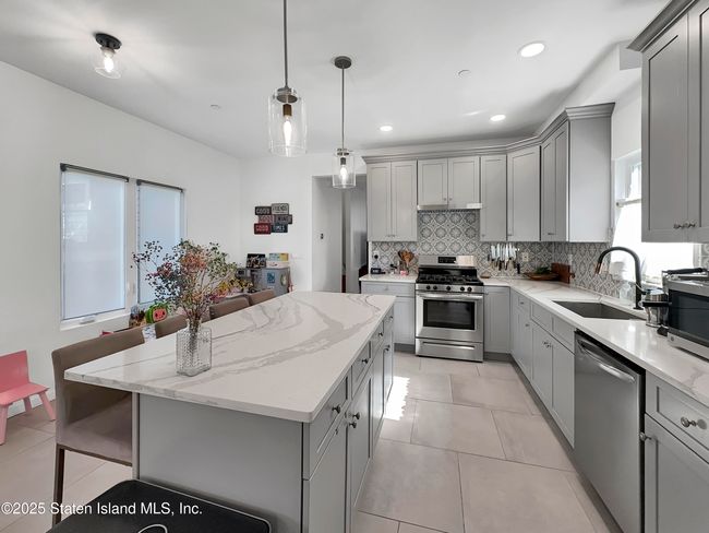 19 Scribner Ave | Image 14